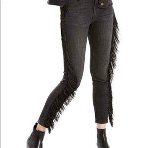 Levi’s 721 Skinny Jeans with Fringe sz28